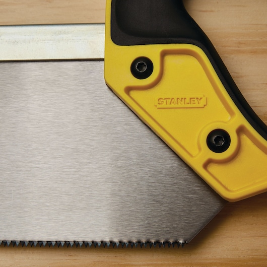 Sharp blade feature of a 14 inch fat max back saw.