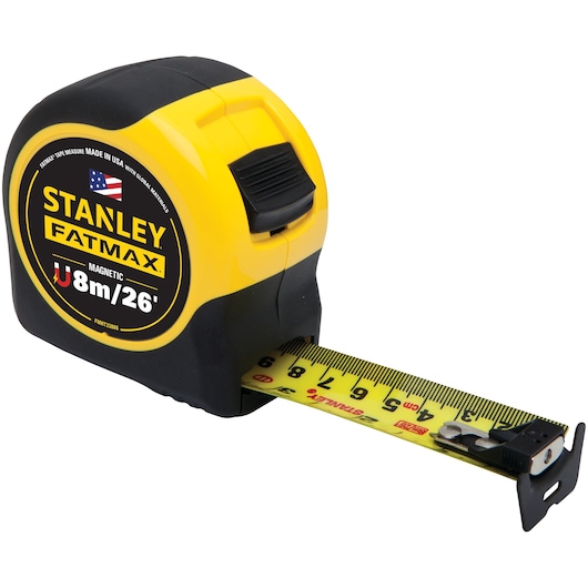 Right profile of 8 meter or 26 feet fatmax magnetic tape measure.
